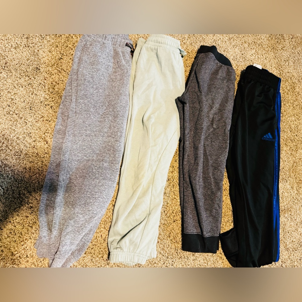 Boys sweat pants size 6 4pair lot